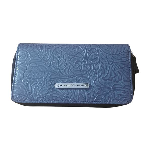 Stone Mountain Embossed Paisley Small Gray Shoulder Clutch Purse - Picture 1 of 9